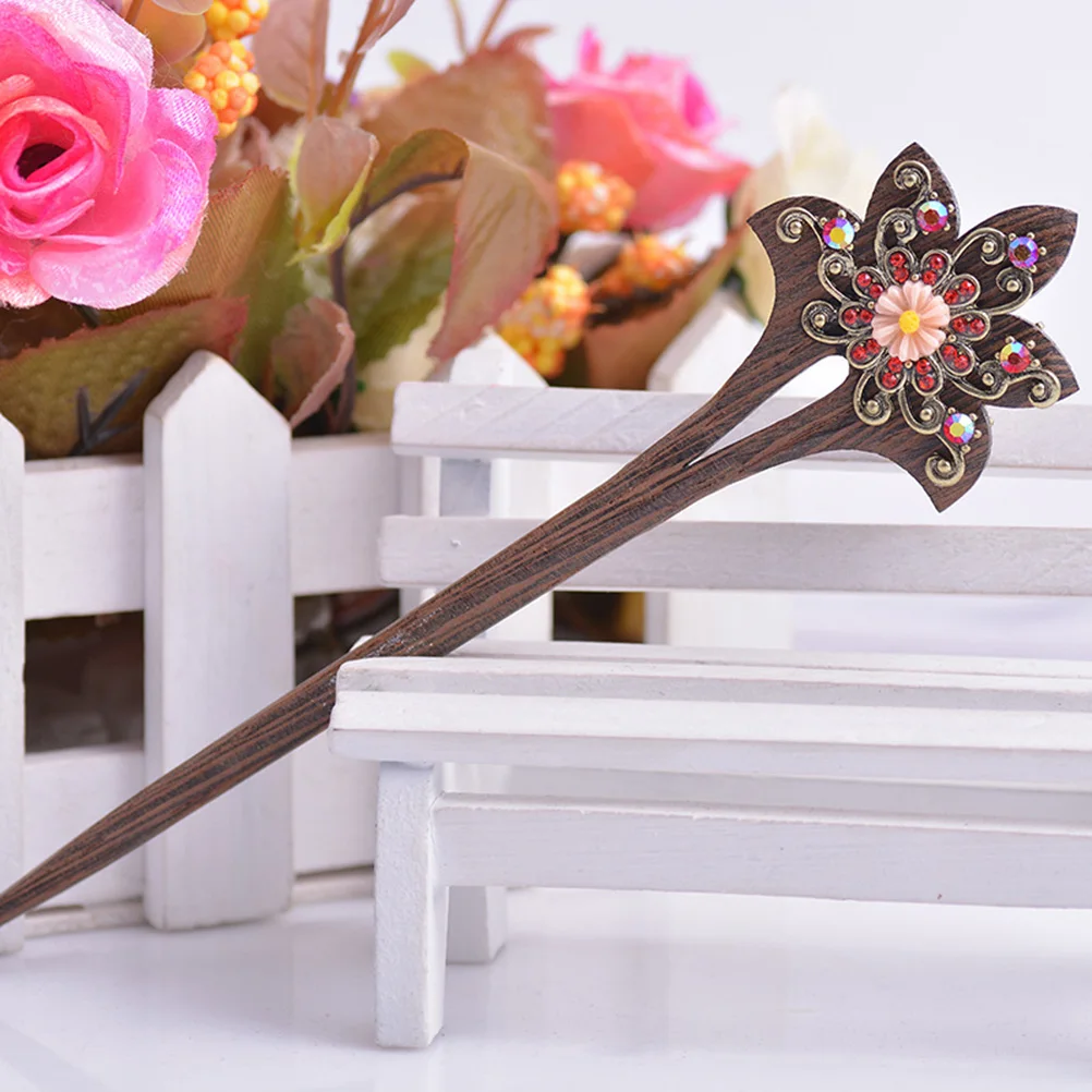 

4 pcs Wooden Royal Court Hairpins Vintage Hair Accessories For Women National Style Hair Sticks Elegant Gift Family Friends