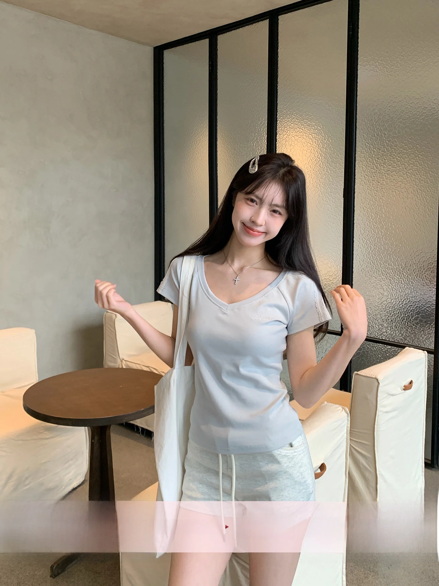 

Morning Bloom Embroidered Lace Patchwork Short Sleeve V-Neck T-Shirt Women's Summer Fashion Small Size Crop Top Korean Style