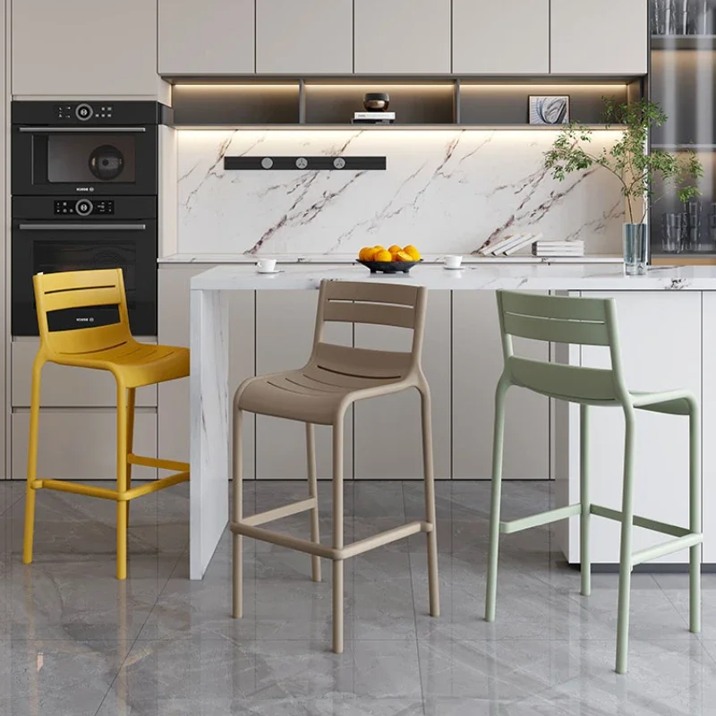Moderno e minimalista casa cadeira alta de plástico ao ar livre varanda empilhável encosto barra cadeira luz design luxo móveis barra