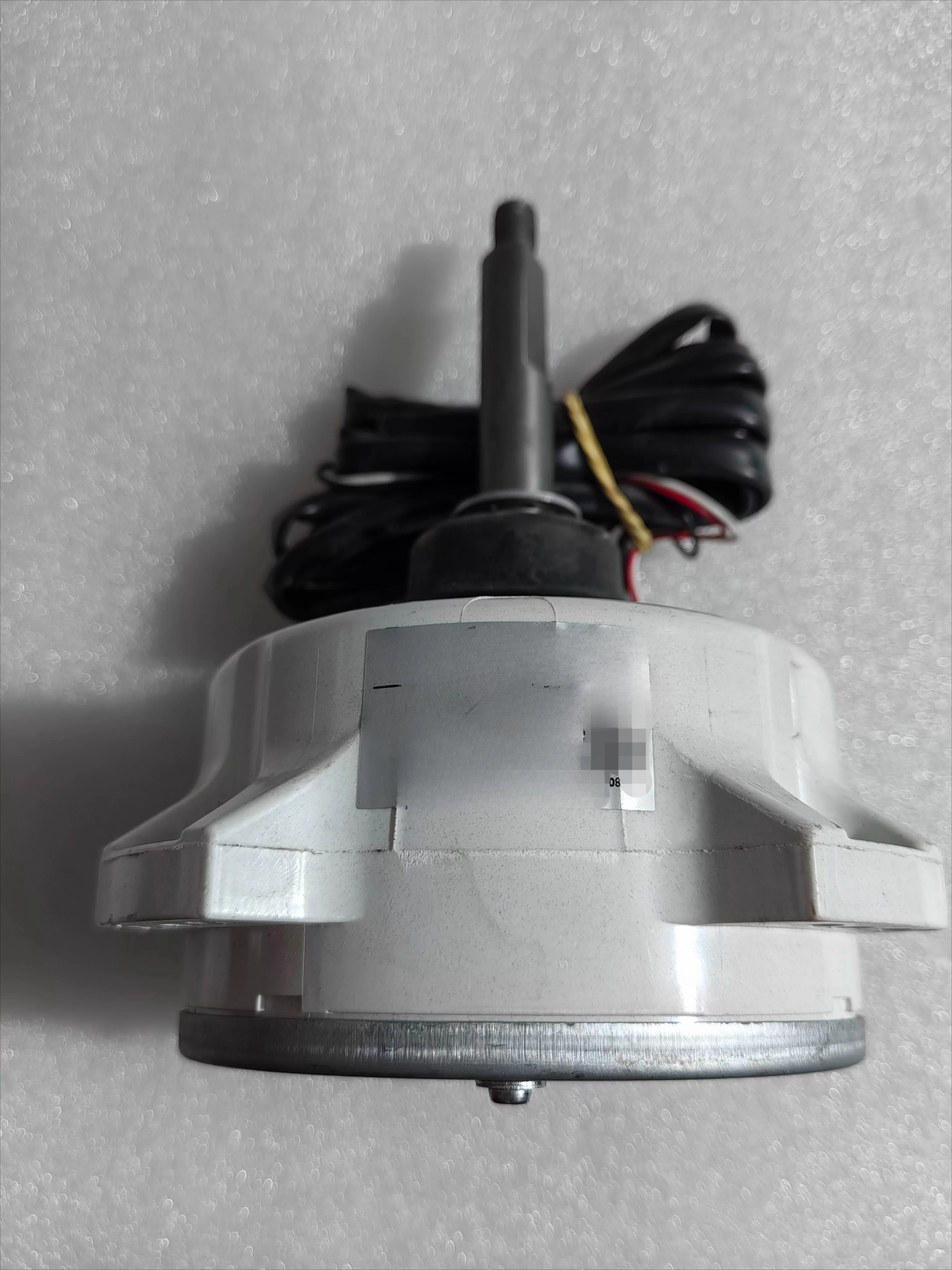 

WZD-A02090L-03AL is suitable for Haier Air Energy DC brushless fan 0040404171