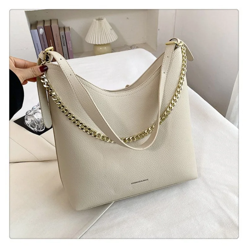 

Famous Designer Luxury Women's Messenger Bag Leather Classic Elegant Shoulder Bag Crossbody Bag