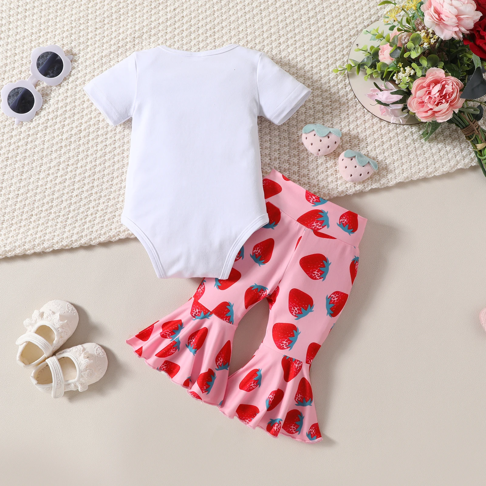 2PCS Strawberry Print Top Bell Bottoms 0-18M Newborn Baby Girl Set Summer Fashion Onesie Clothing Outdoor Casual Short Sleeve