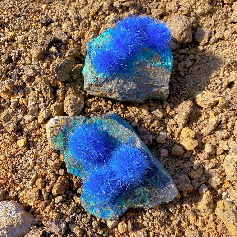 1pc Unique Blue Azurite Cobaltite Of Morocco Mineral Specimen Needle Ironstone Magnesite Multipoint Geometry