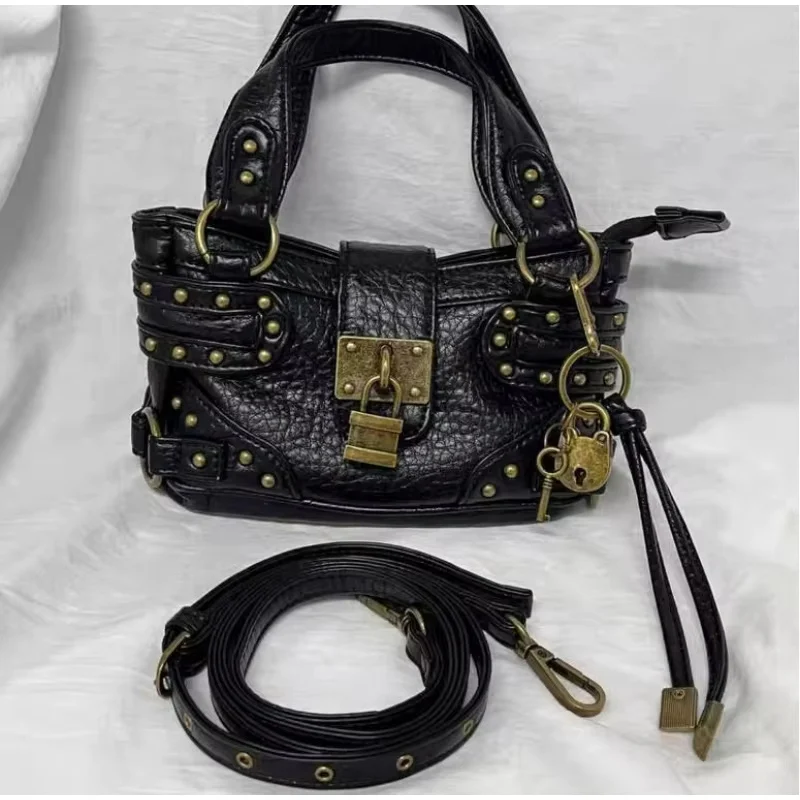 

Rivet Handbag Women's Y2k Personalized Fashion Motorcycle Bag High-end Luxury Shoulder Messenger Retro Casual Travel Bag