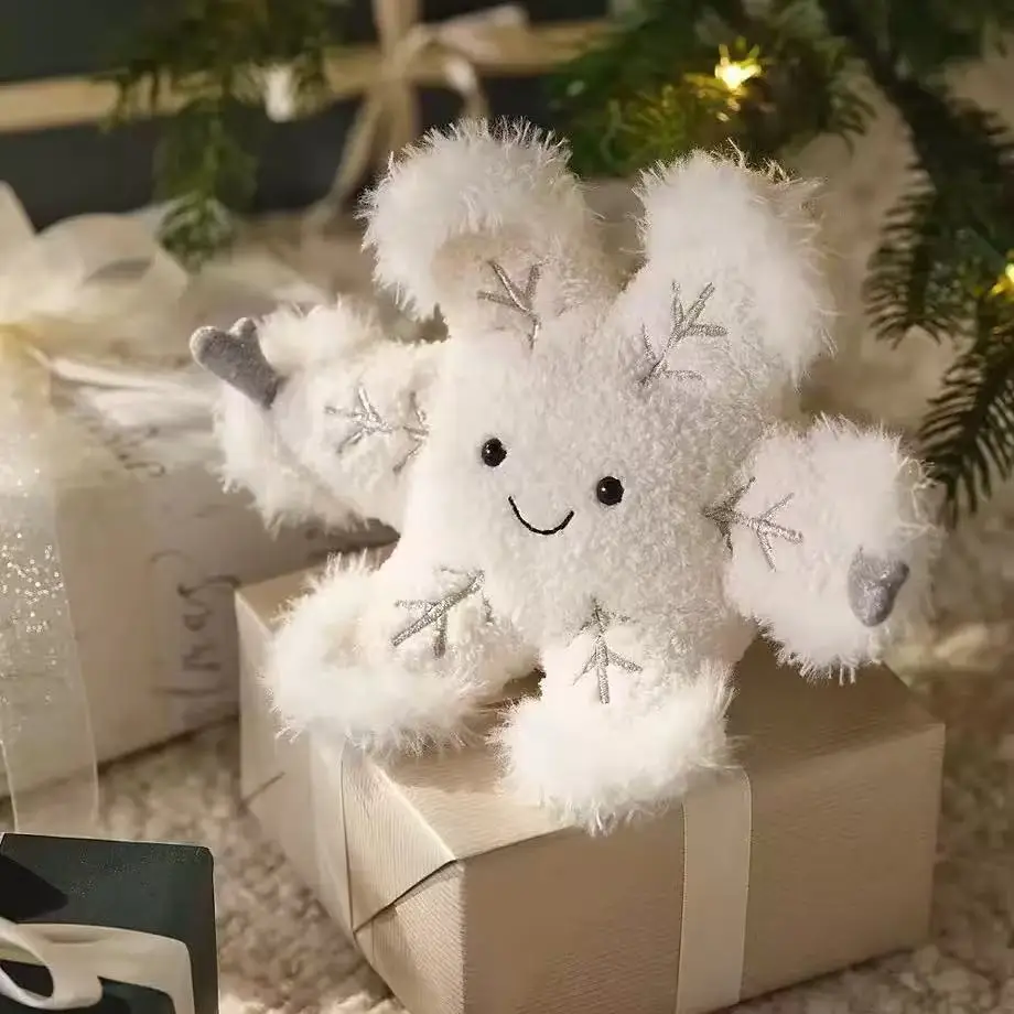 Plush Snowflake Keychain, Cute Fuzzy Bag Charm Pendant, Winter Gift Accessory