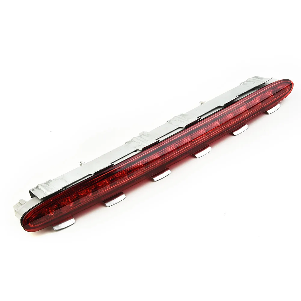 Replace Your Old or Broken Third Brake Light with this Stylish Rear Boot Stop Light for Mercedes CLK (W209) 02 09