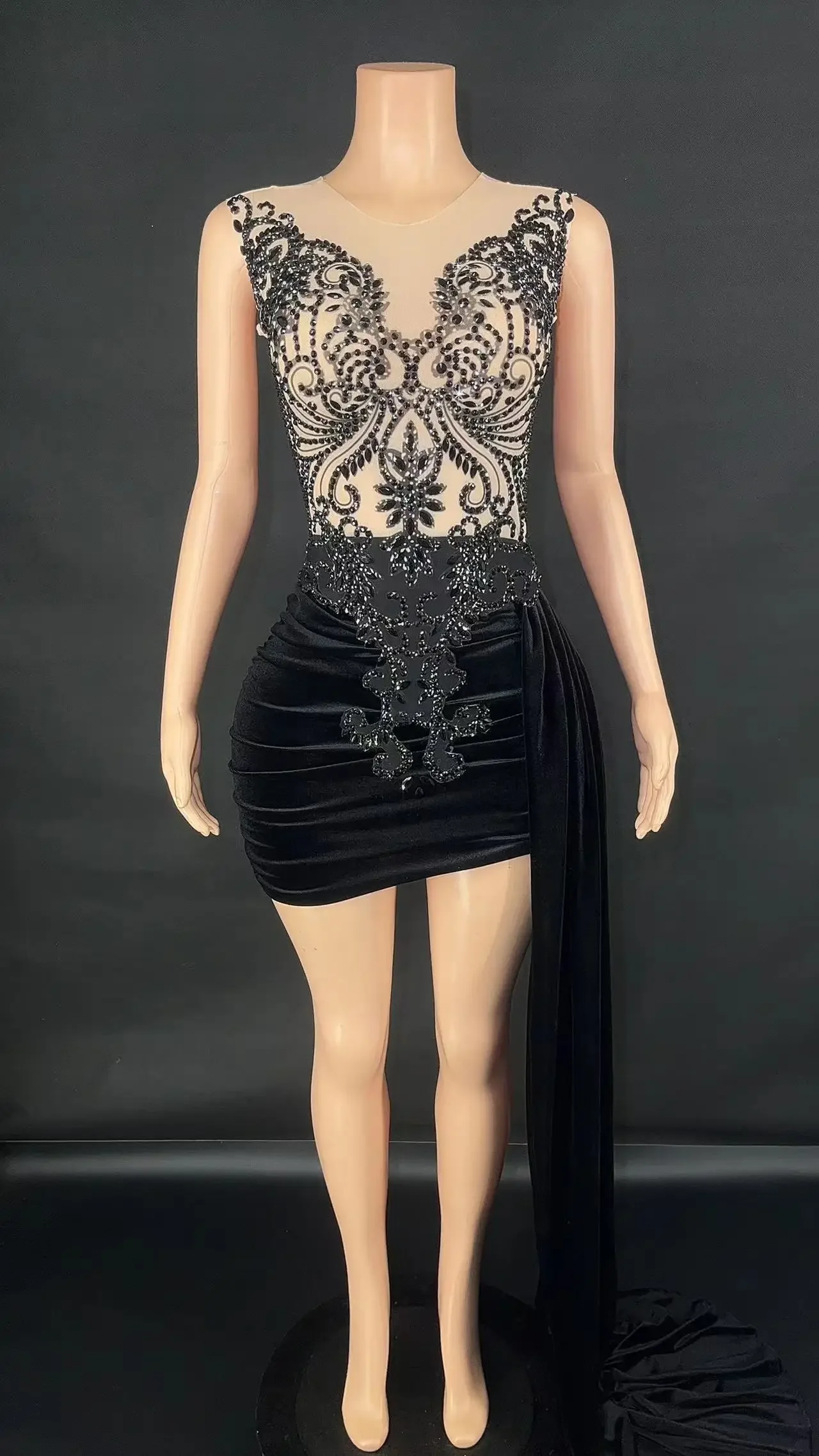 Luxury Black Rhinestone Mini Club Dresses Sleeveless Back Velvet Fold Sexy Dresses Women Night Club