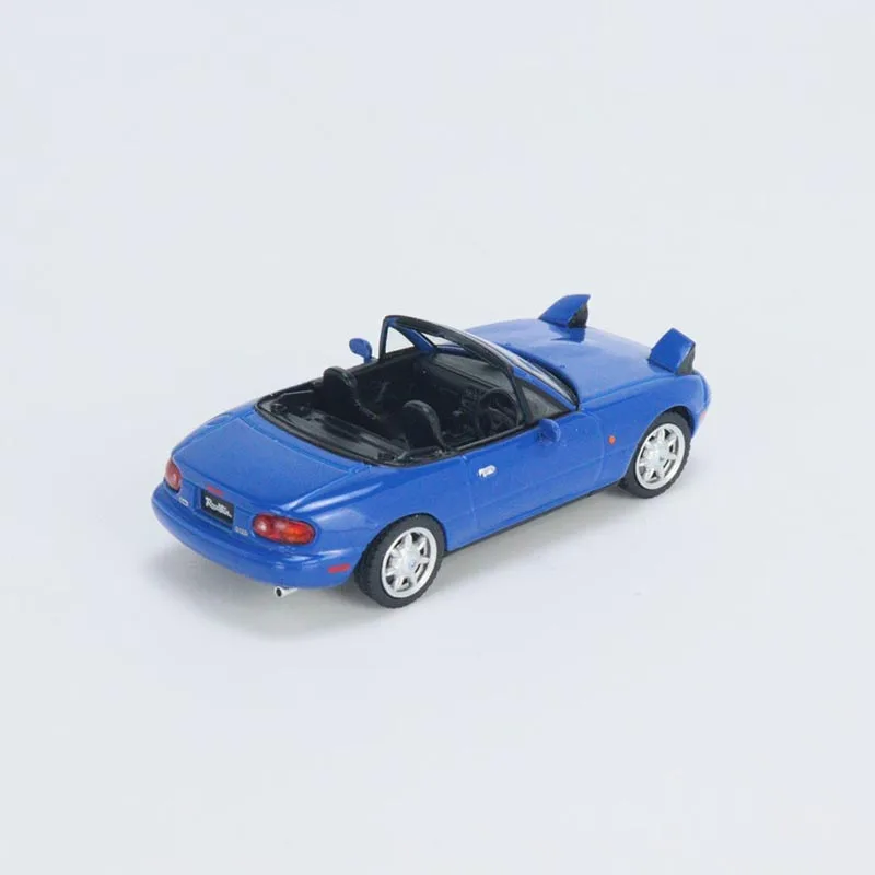 MINI GT 1:64 Scale Mazda Miata MX-5 (NA) Alloy Sports Car Model