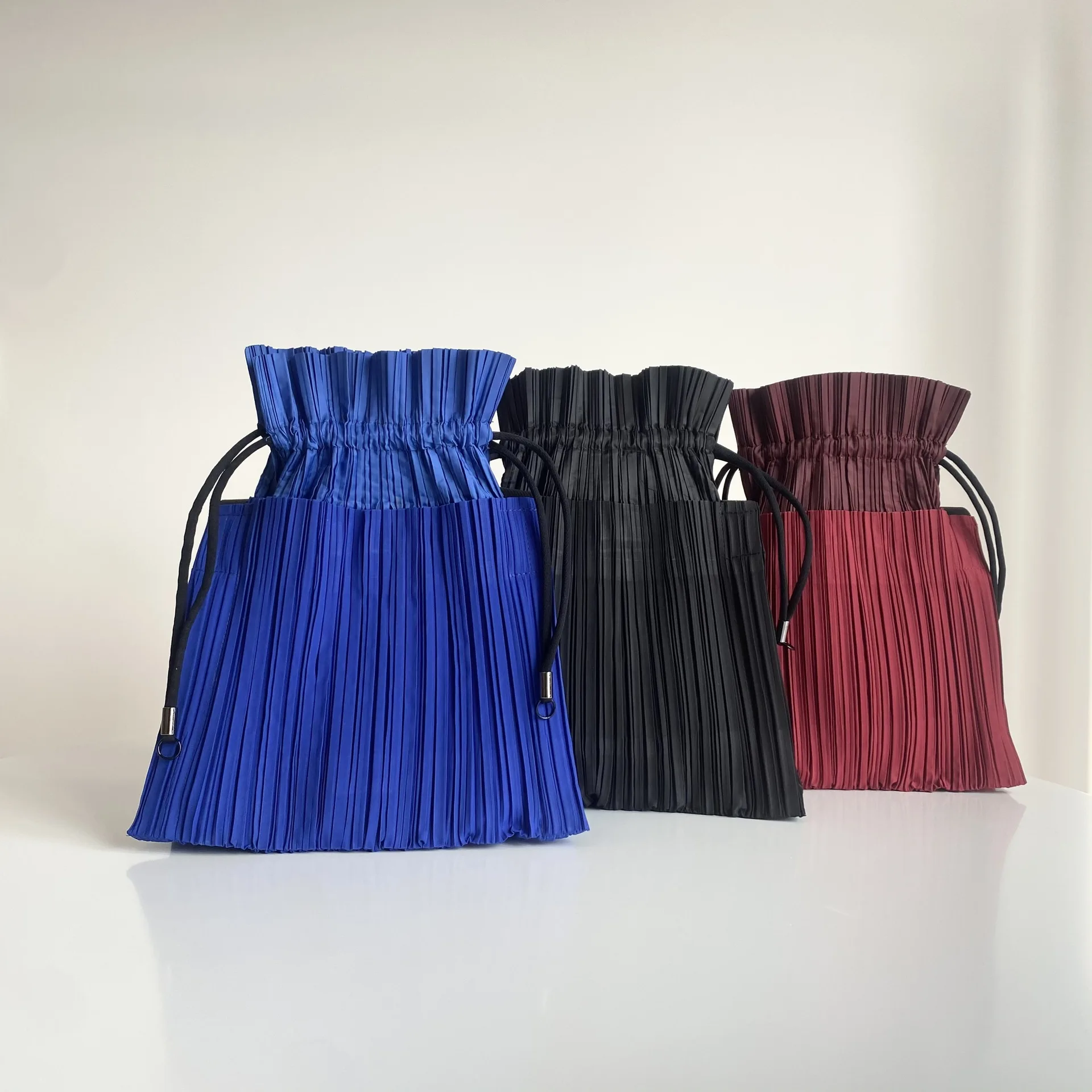 GGHK  Miyake Pleated Splicing Shoulder Bag 2023 New Crossbody Small Hit Color Korean Design Drawstring Bucket Bag