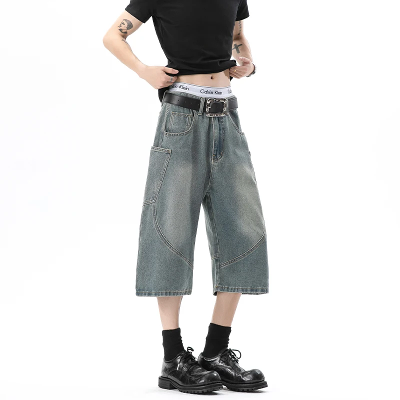 

Men's Vintage Wash Wide Leg Jeans Cropped Baggy Denim Trousers American Retro Streetwear Loose Fit Capri Pants with Cargo Pocket