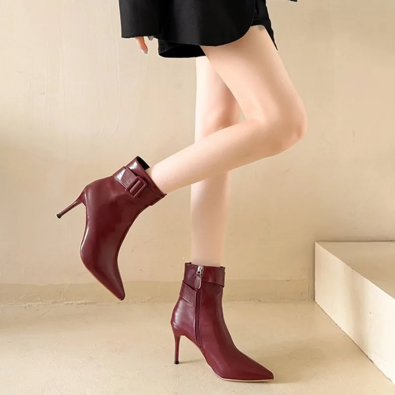 

Женские ботильоны на шпильке больших размеров, модные нескользящие износостойкие туфли на одинарном каблуке с острым носком и боковой молнией