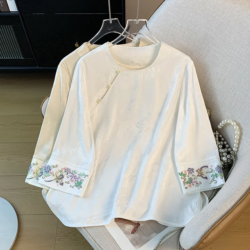 Retro Chinese Style Embroidered Shirt with Buttoned Sleeve Traditional Hanfu Style  Face Skirt for Women Autumn Collection
