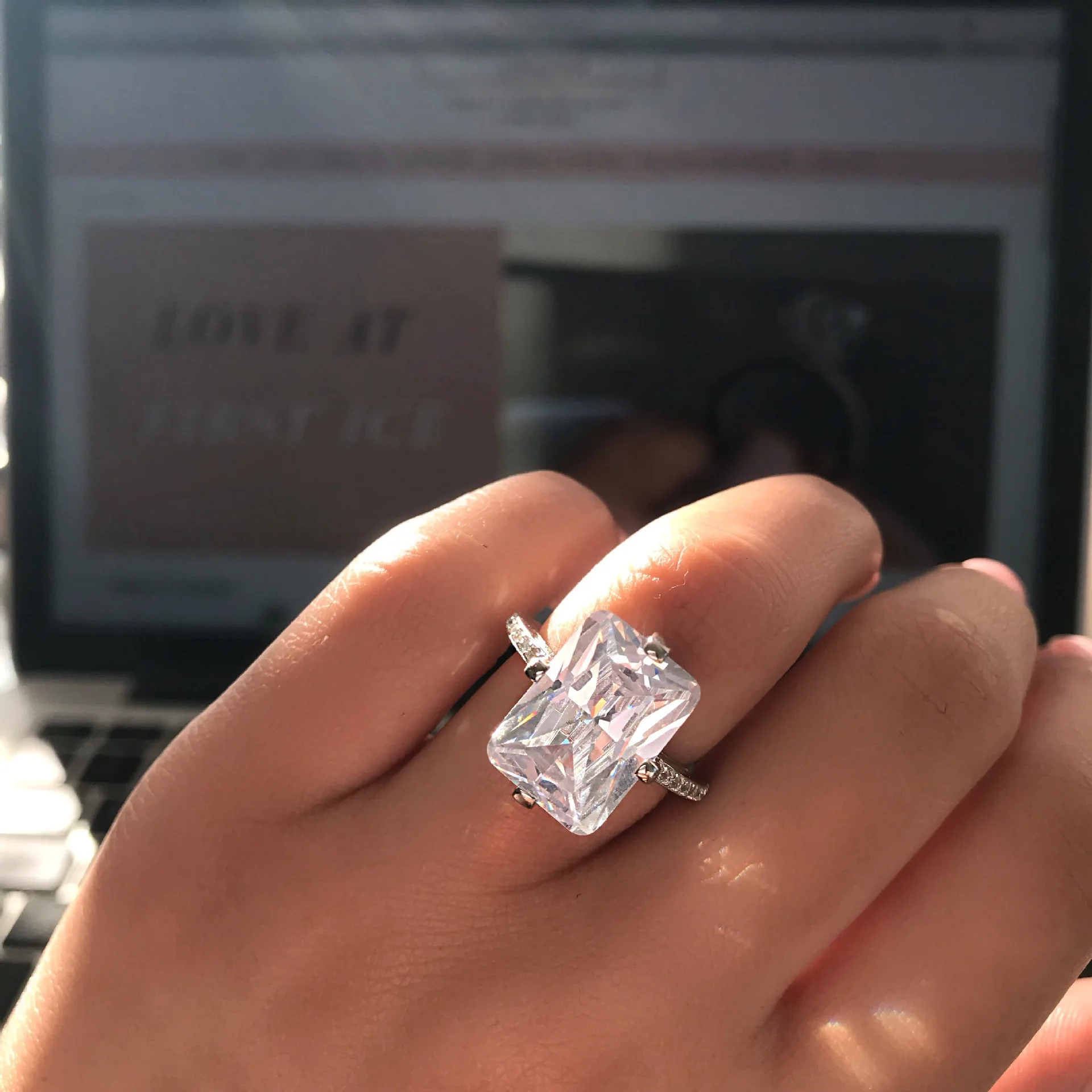 moda-feminina-joias-anel-4-quilates-corte-quadrado-qualidade-moissanite-diamante-925-prata-esterlina-casamento-moda-anel-de-noivado