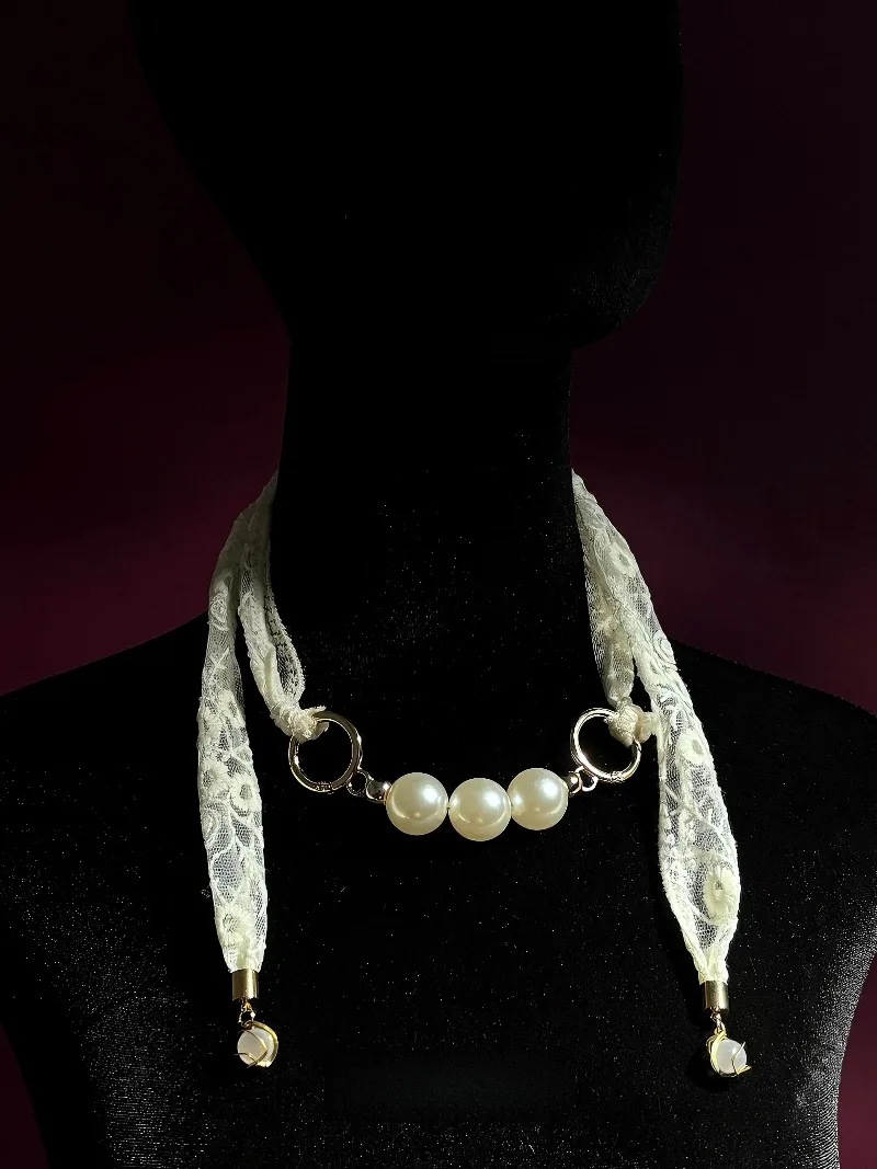 Cosplay Decor Collar & Ornament Ball with Pearl Ribbon, Bone Shape Costume Accessory for Themed Party Shooting