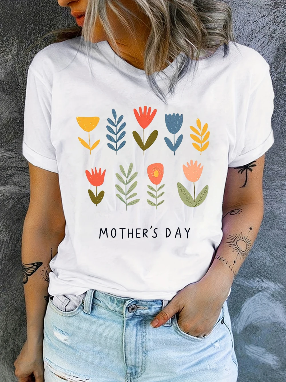 Boho Floral Mother's Day T-Shirt, Minimalist Hand-Drawn Flower Print Casual Tee, Mom Gift  Women Clothing Harajuku T Shirts