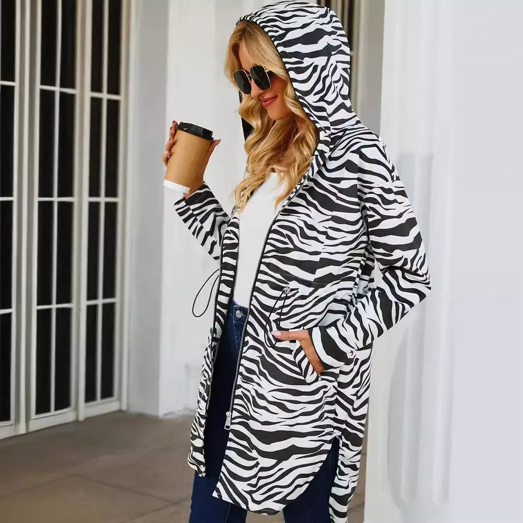 High-quality new European and American women\'s fall and winter hooded zipper long section jacket