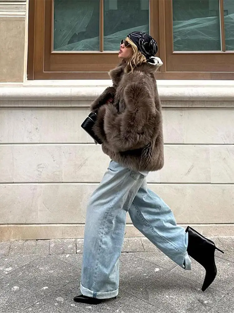 Chaqueta de piel sintética para mujer, abrigo corto de manga larga con solapa, color liso, moda de invierno, 2024