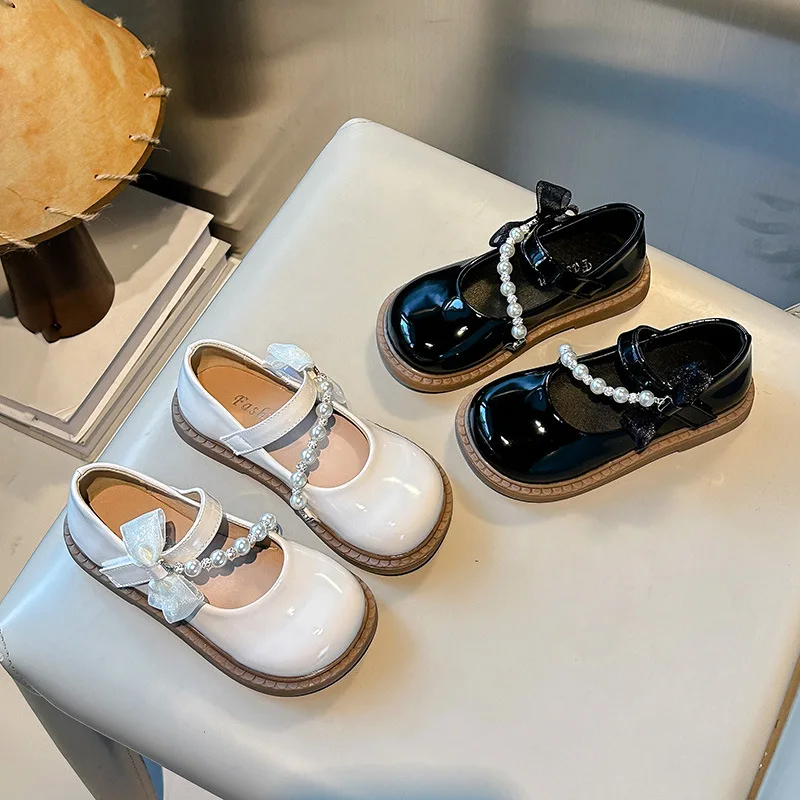 

Girls Leather Shoes Non-slip Soft Sole Kids Princess Shoes Black Glossy 2025 Spring Autumn Girls Flat Shoes Mesh Lace Bows Sweet