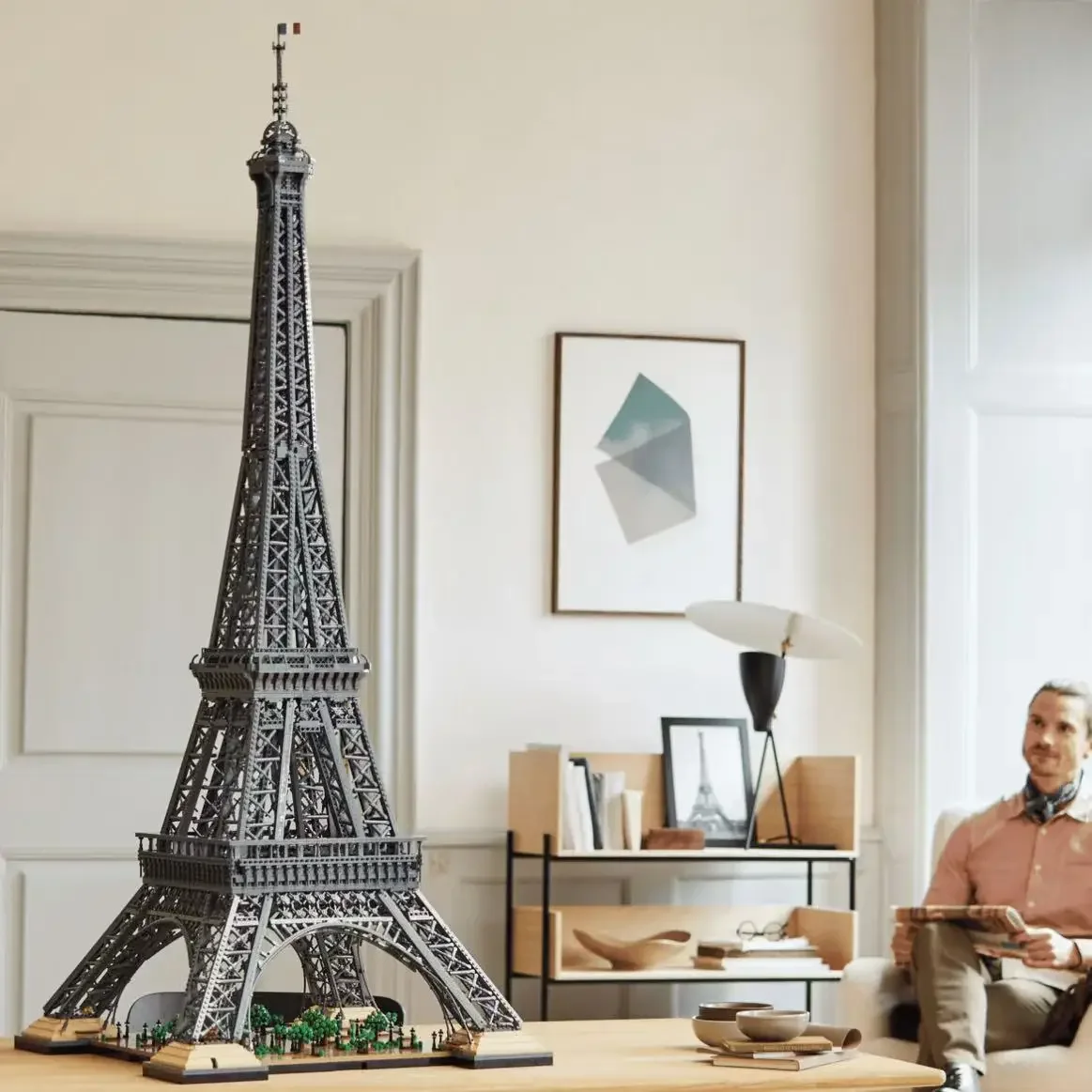 

2026 Diy 10001 pieces of home decoration Tower building model ornaments compatible with adult children's gifts