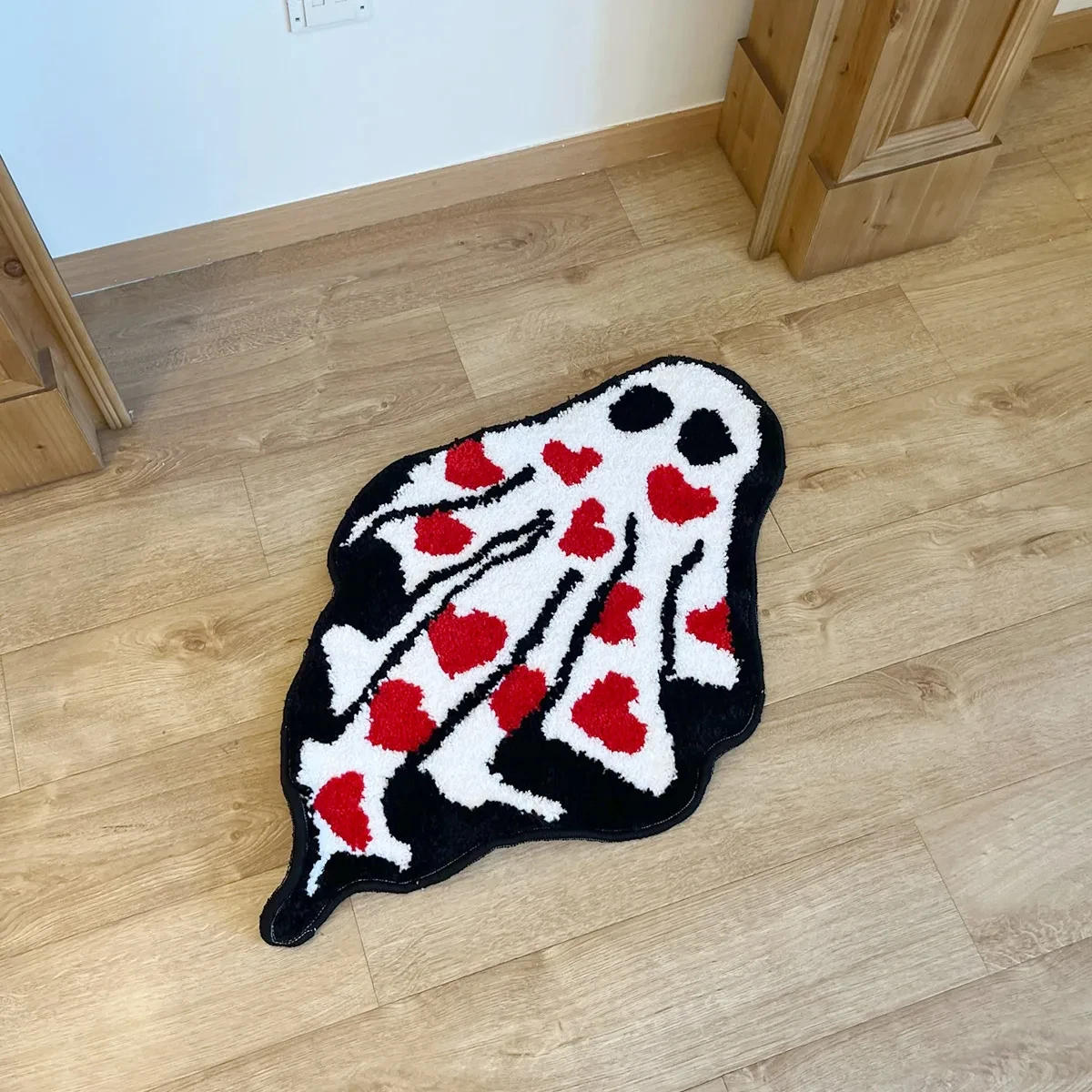 Handmade Tufted Heart Ghost Rug Cute Ghost Rug Halloween Cloakroom Hanging Rug Black White Soft Fluffy Carpets Non-slip Bathmat