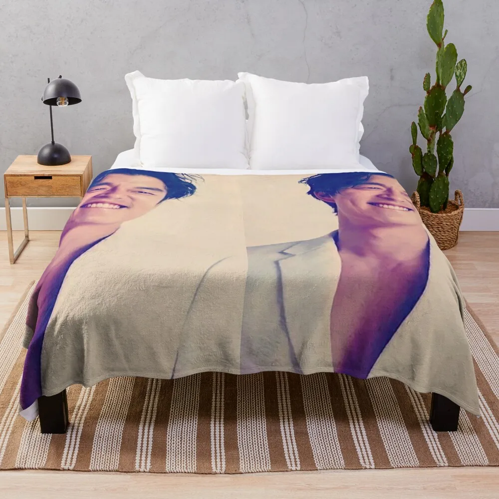 Gong Yoo cute Throw Blanket Soft Beds Extra Large Throw Blankets
