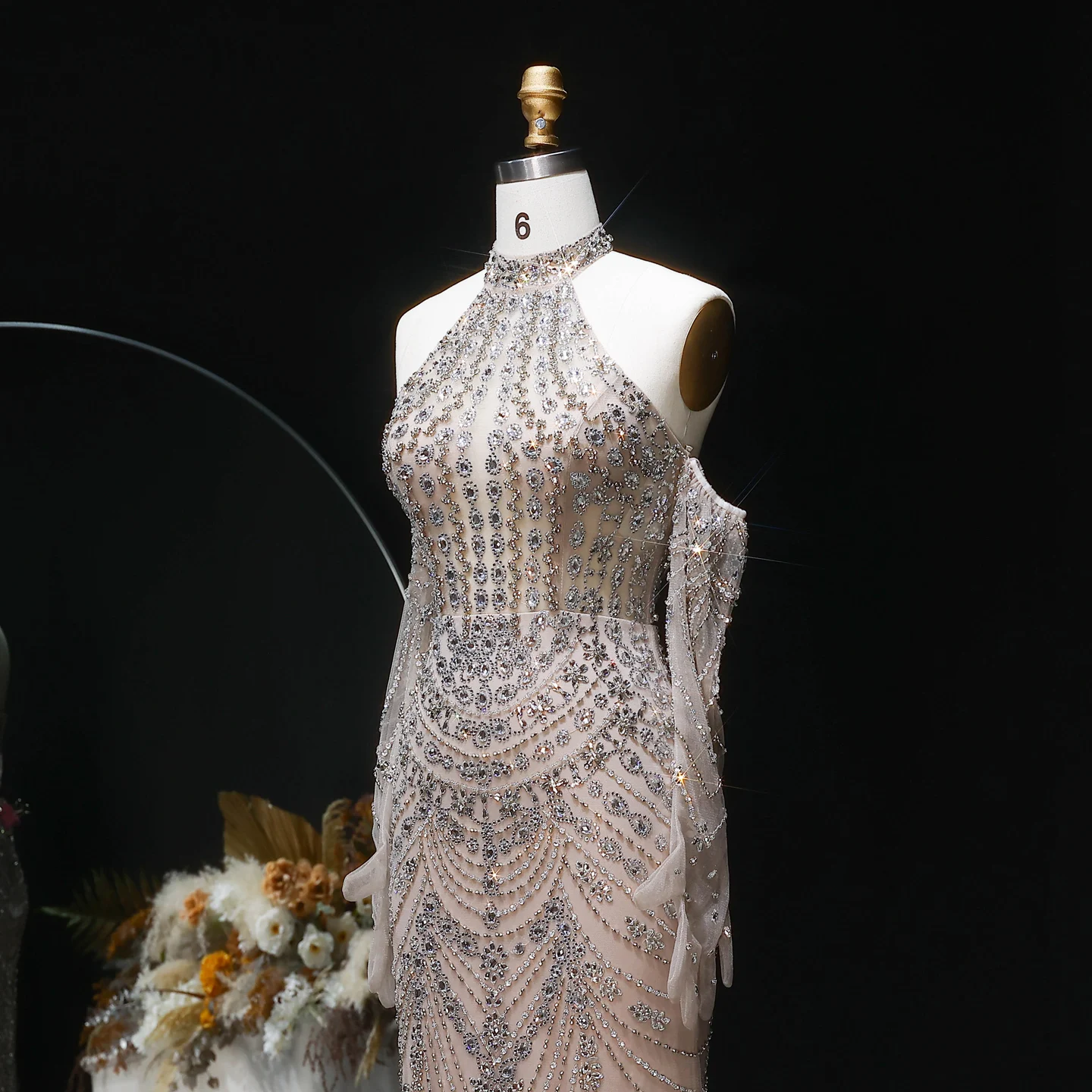 Sharon Said Dubai Champagner Neckholder-Abendkleid Rückenfrei Kristallverziert Damen Arabisches Formelles Ballkleid SS125 Maßanfertigung – Detail 6
