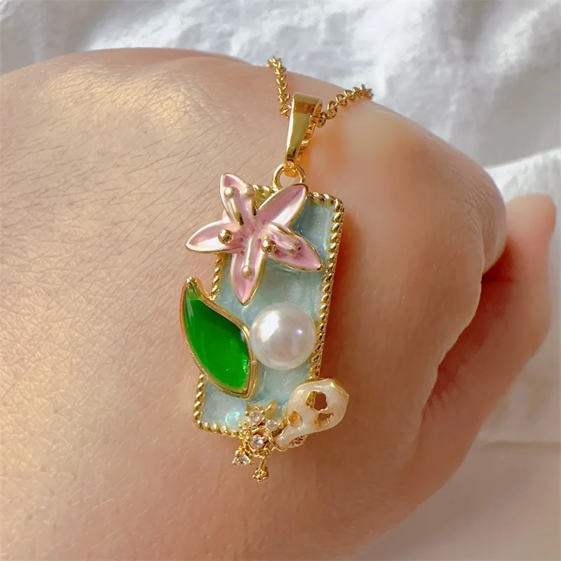 Classic Personality Stainless Steel Charm Garden Necklace Fashionable Temperament Pearl Drip Oil Party Girl Gift