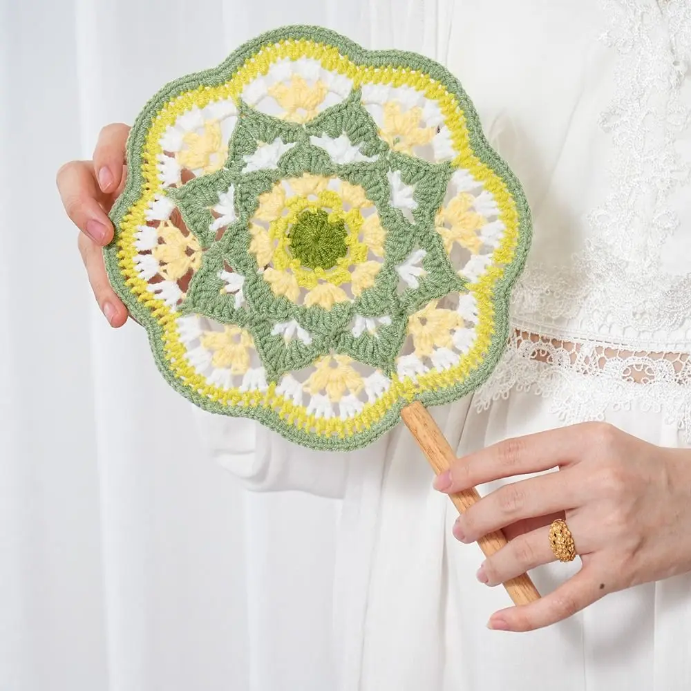 Yarn Crocheted Antique Style Fan Classical Vintage Decorative Craft Fan Portable Handmade Hand Cranked Fan