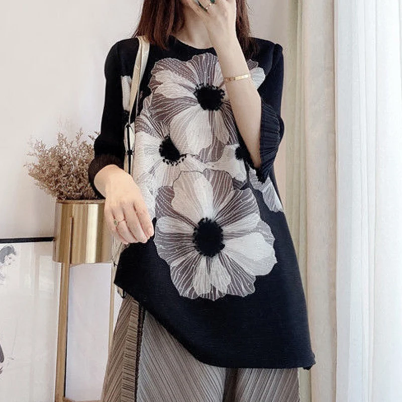 Pleated Top Women\'s Spring High end Loose Fit Large Fashion Printed 3/4 Sleeve T-shirt harajuku women clothes