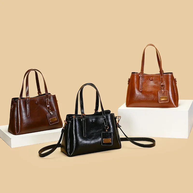 

Модная универсальная сумка через плечо, большая женская сумка, новинка 2025, женская сумка, модная пригородная сумка, большая вместительная сумка из мягкой кожи