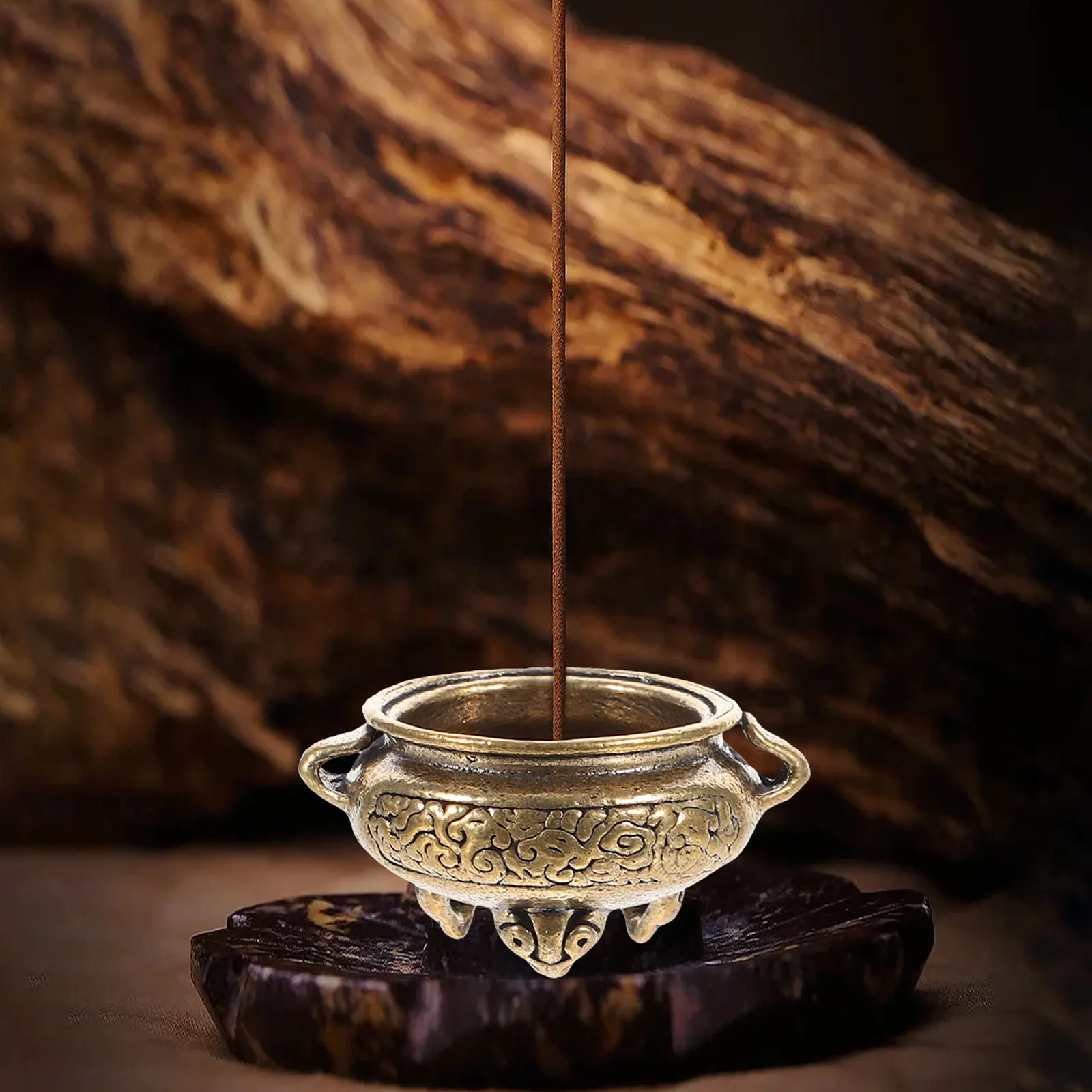 2Pcs Elegant Brass Incense Burner Compact Stable Structure Multi Functional Home Incense Holder Decorative Censer Decor