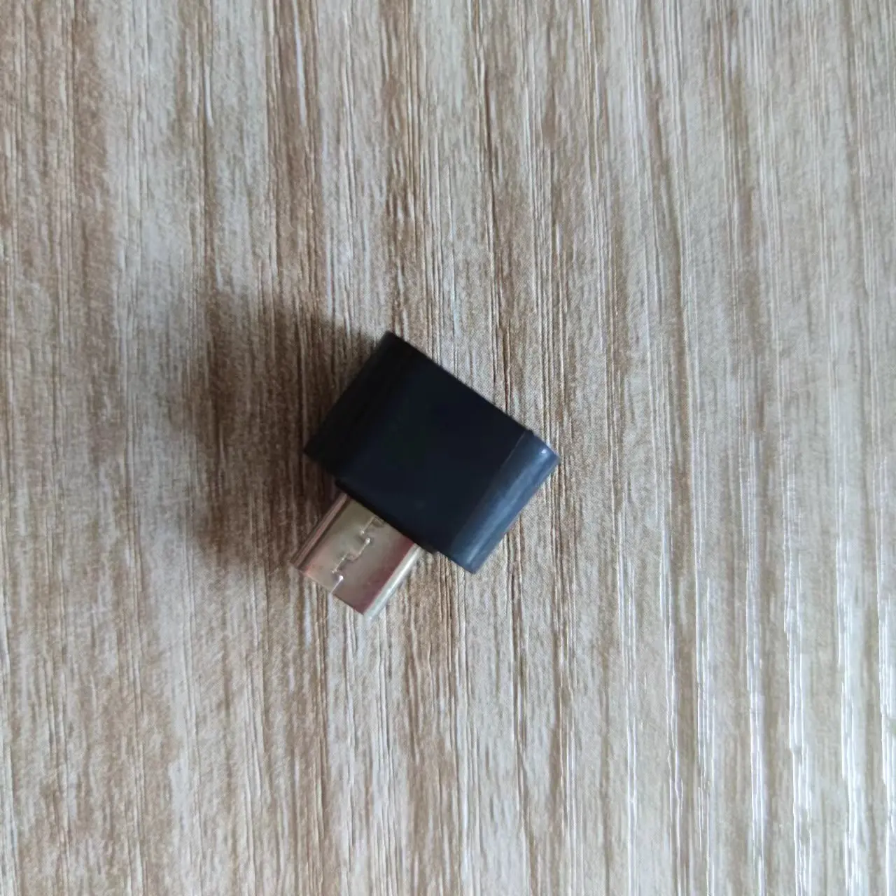 ค่าโลโก้ที่กําหนดเอง (การพิมพ์สี, การแกะสลักด้วยเลเซอร์)