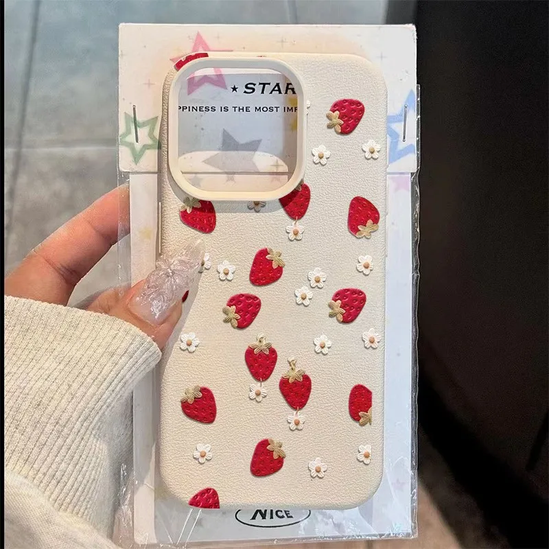 Red Strawberry Dais…