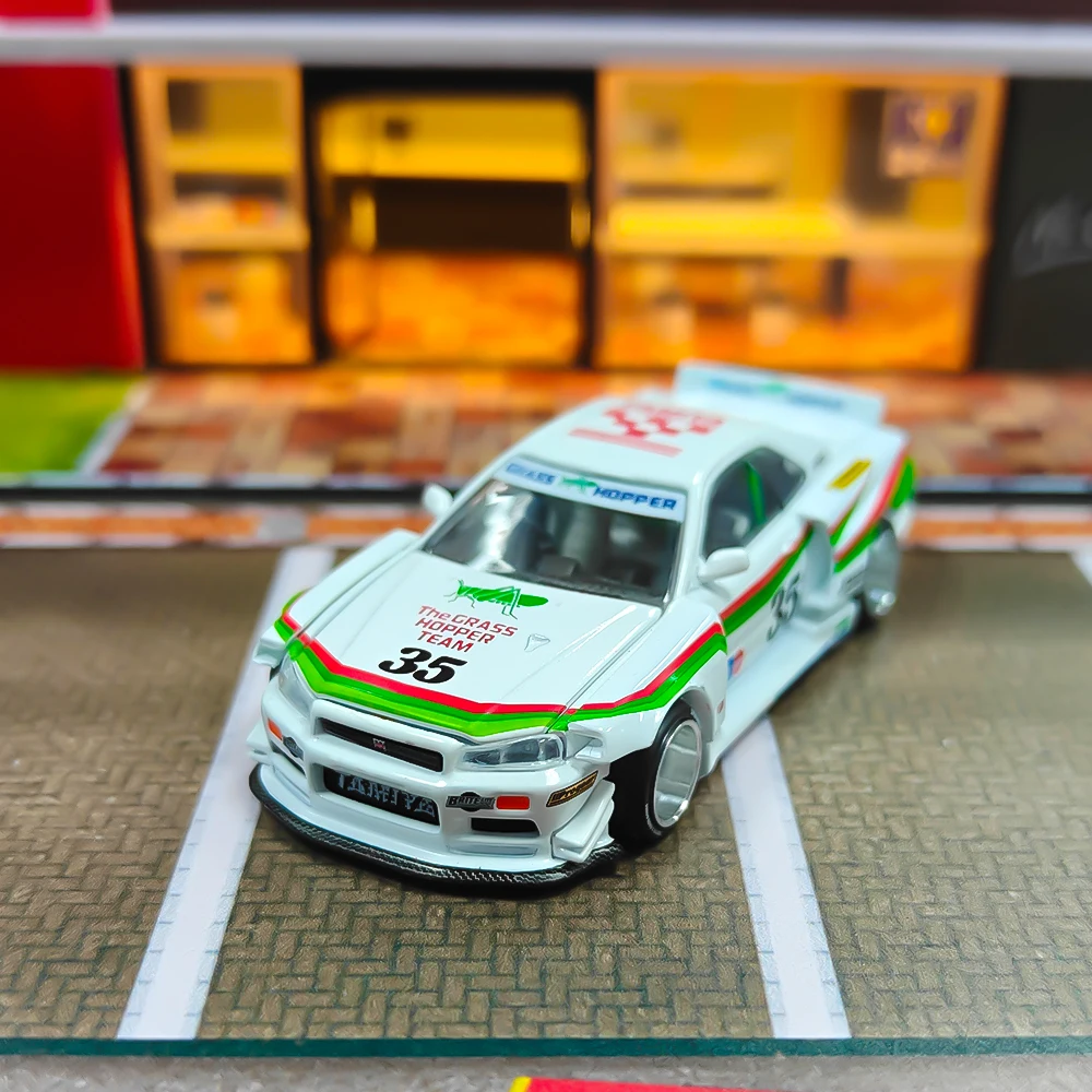 カイドーハウス×ミニGT GT-R R34 ザ・グラスホッパーV1 タミヤ # 167 1/64（箱なし）