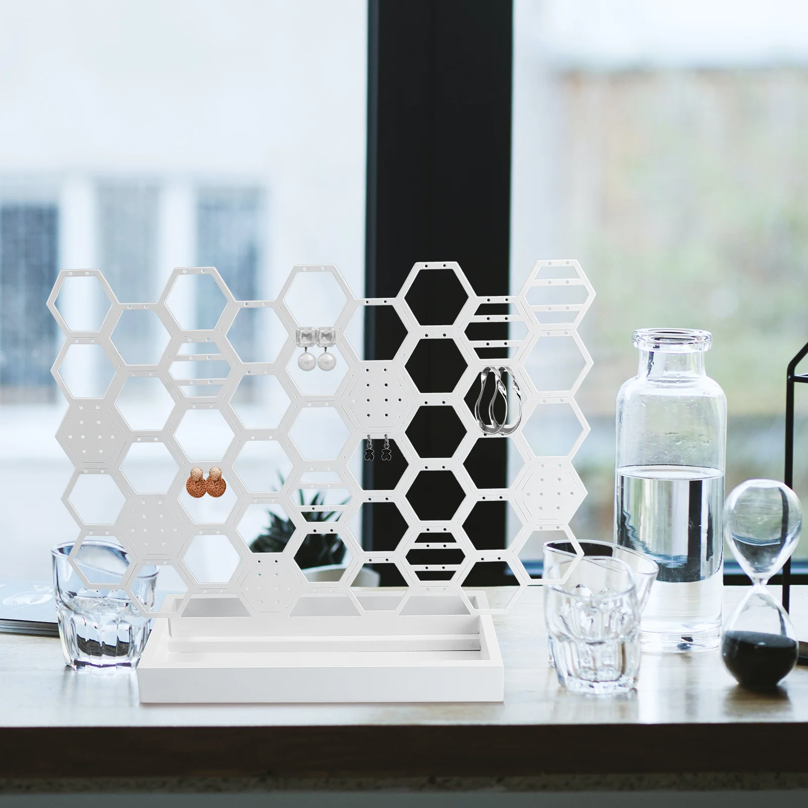 1Pcs Stylish Jewelry Organizer Rack Multi-Function Display Stand for Accessories Home Decor Gift Idea Honeycomb Shape Stand