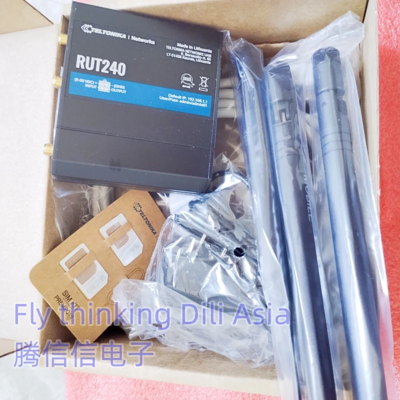 RUT24004U000 RUT240 텔토니카 남미, 호주, 뉴질랜드, 대만 지방. 미국 전원 공급 장치.