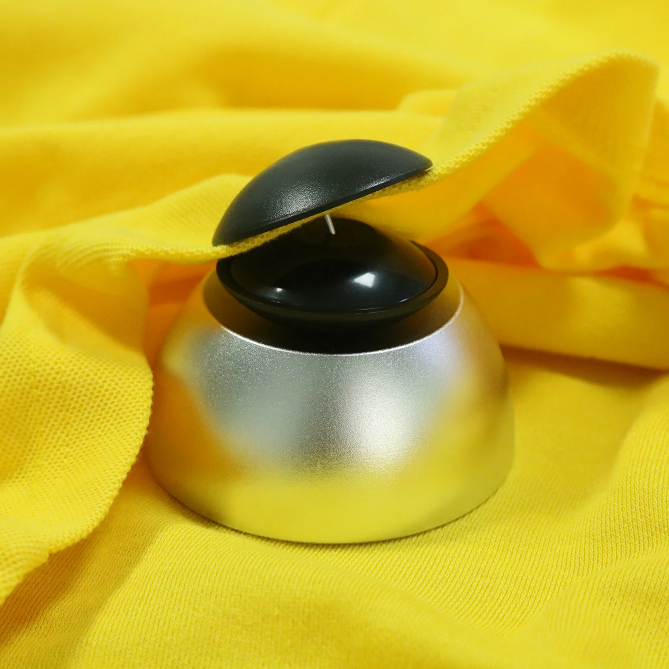 50ชิ้นสีดําชิ้นRF 8.2เมกะเฮิร์ตซ์แท็กการรักษาความปลอดภัยกอล์ฟสําหรับร้านขายเสื้อผ้า,เส้นผ่าศูนย์กลาง45มิลลิเมตรกอล์ฟฮาร์ดแท็กเหมาะสําหรับกระเป๋าและร้านรองเท้า