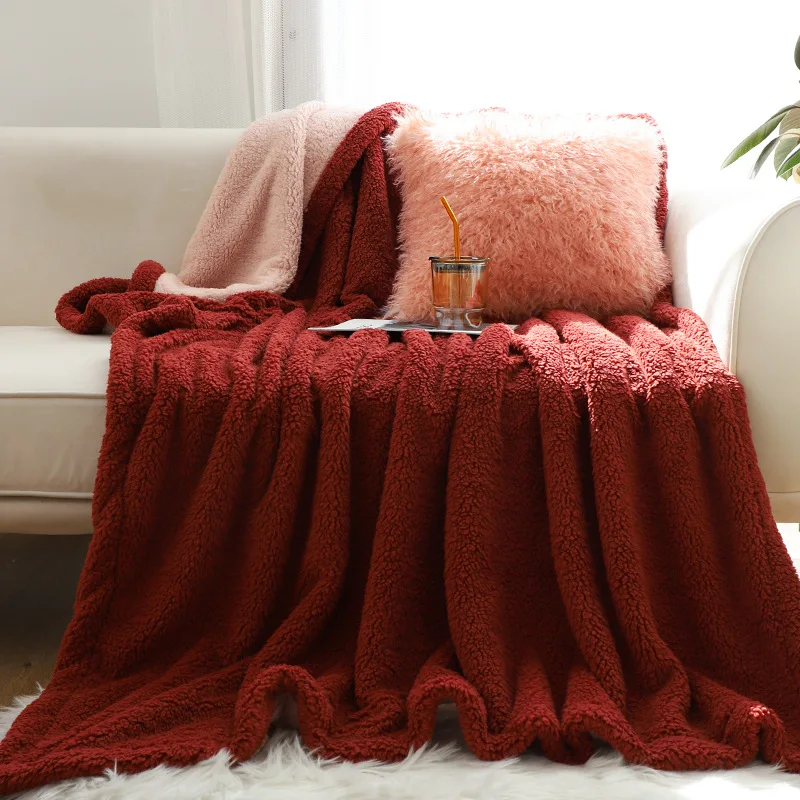 Withered Autumn and winter double-layer thickened soft sheep lamb plush blanket, plush cover blanket, solid color plush sofa bla