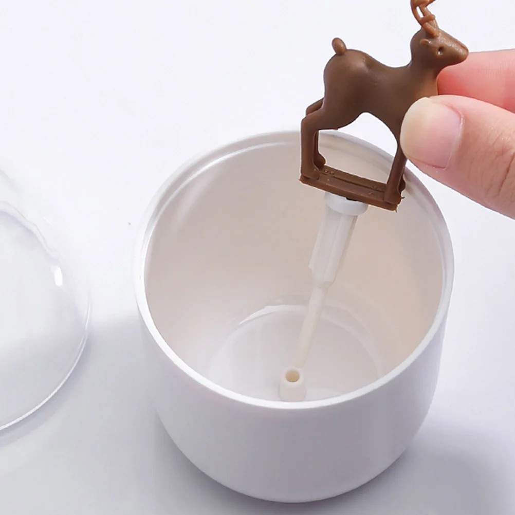 

2Pcs Fawn Christmas Tree Shaped Toothpick Holder Cute Practical Cotton Swab Container Waterproof Reusable Decor