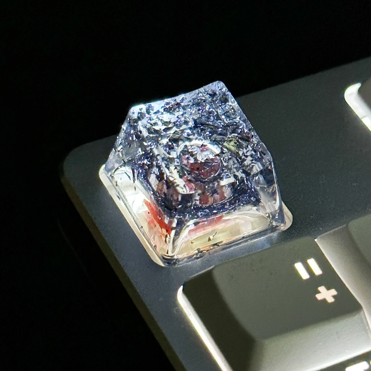 Harz-Tastenkappe, personalisierte Tropf-Eis-Tastenkappen mit transparenter Goldfolie und Silberfolie, Kreuzschaft für mechanische Tastatur