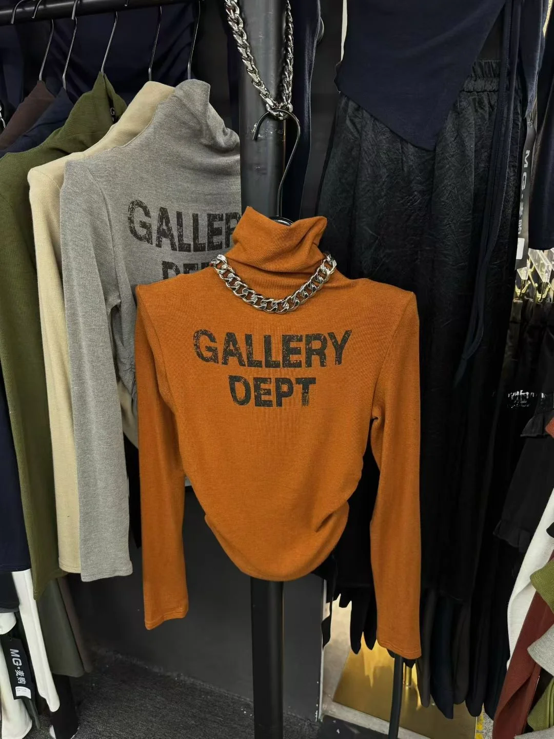 

McGou 2025 Autumn Winter New Korean Version Faionable All-Match Letter Print High Collar Long Sve Women's Slim Fit Top