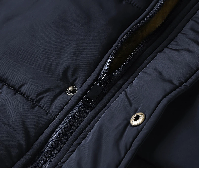 Men 2026 Winter New Windproof Fleece Warm Thick Jacket Parkas Coat Men Fashion Hooded Fur Collar Jacket Classic Casual Parka Men