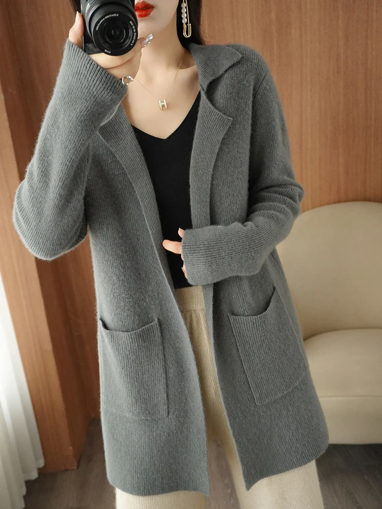 

2022 Autumn/Winter New Fashion 100% Wool Cardigan Women's Long Sleeve Knitted Jacket Female Loose Coat Sweater Standard Spring