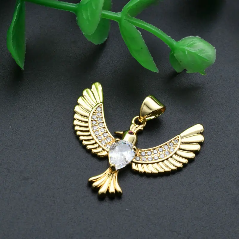 Fashion Jewelry Making Nickel Free  Color Remain Gold Plated Copper CZ Setting Cute Bird Peace Dove Pendant for Women Necklace