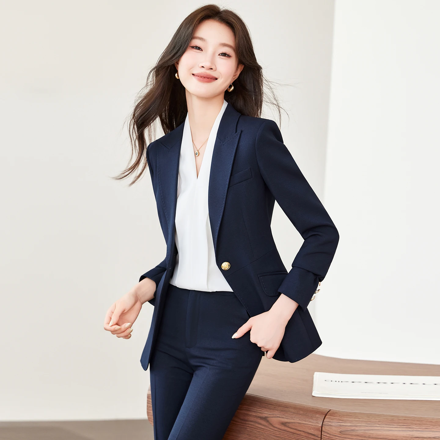 Navy Blue Women's High-Quality Suit Autumn-Winter Fashionable Business Attire with Slightly Flared Trousers