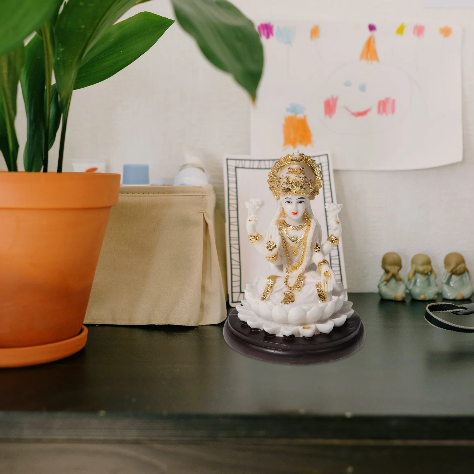 

Indian Buddha Statue Resin Craft Decor Desktop Home Office Table Decoration Statue Indoor Desktop Decor