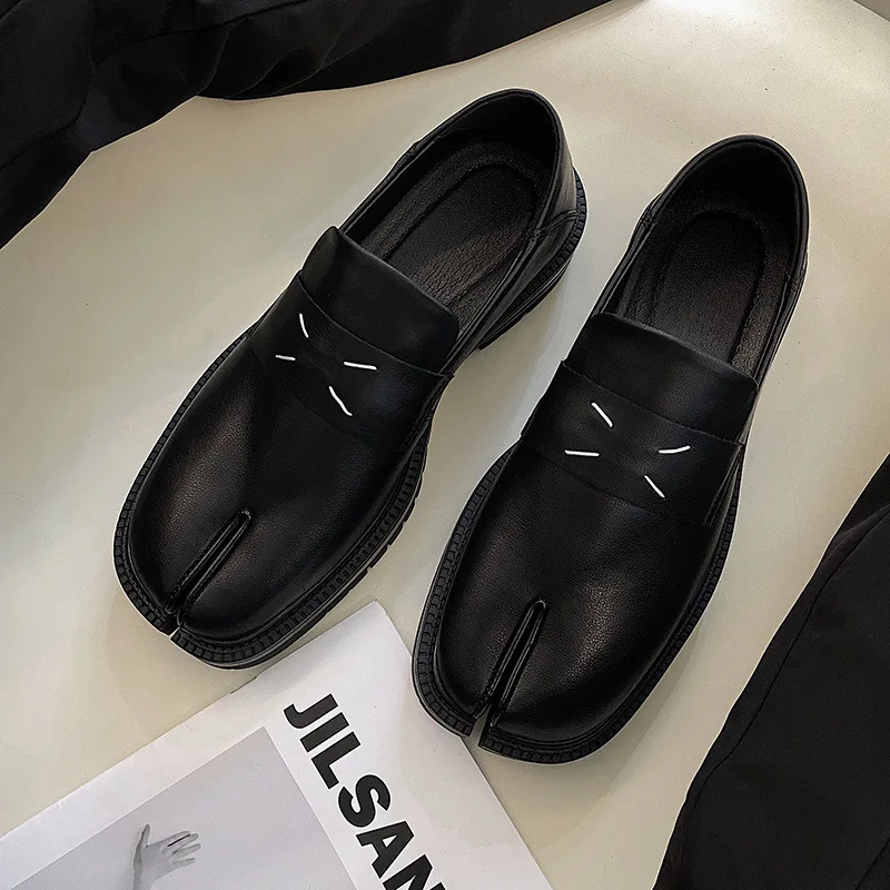

Split Toe Shoes Tabi Shoes Loafer for Men and Women Split Toe Thick Sole Casual Genuine Leather Shoes