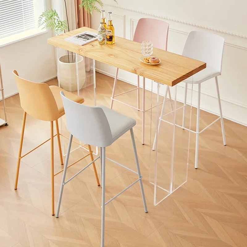 Restaurant-Barhocker, minimalistischer, langer, cremefarbener Thron-Esszimmerstuhl aus Kunststoff, bequemer Make-up-Stuhl, trendige Möbel
