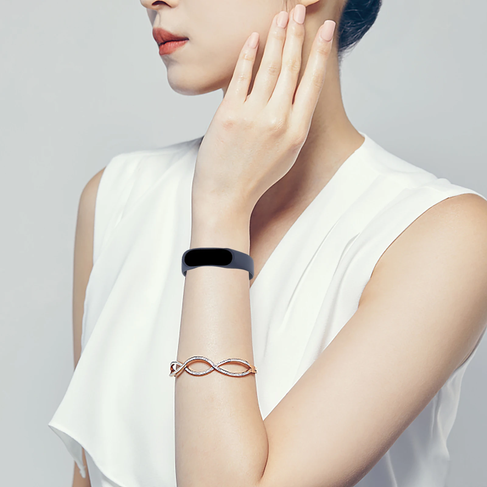 

Stylish Purple No 4 Silicone Wristband for 3 Durable Waterproof Comfortable Fit Any Occasion Wristband for 3