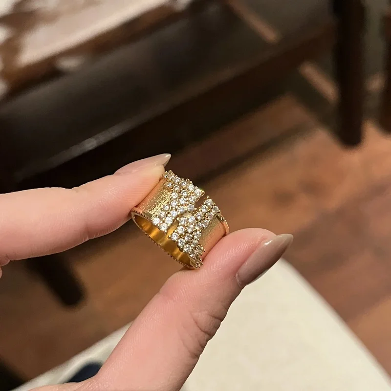 925 sterling silver vintage brushed starry sky wide face ring with women's high-end design, niche banquet sparkling gift